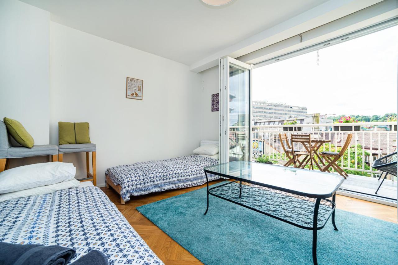Central, Spacious, Modern 5 Bedrm Duplex W/Balcony Prag Exteriör bild